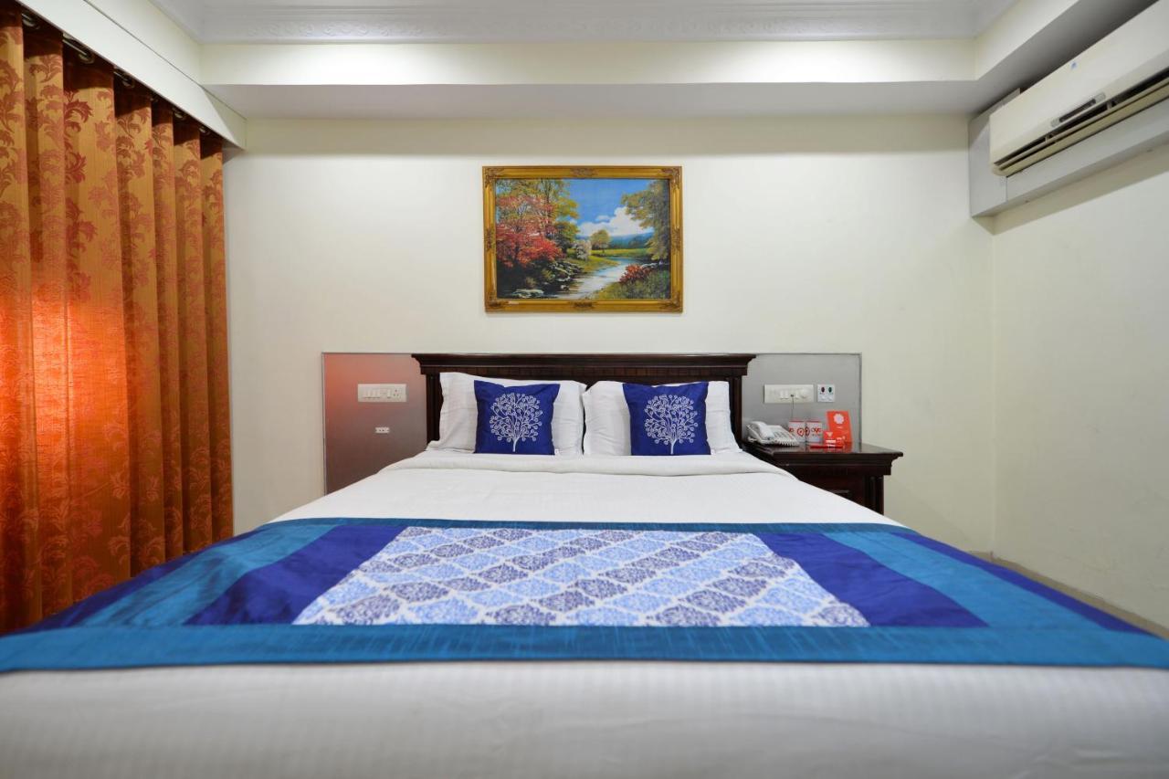 Capital O Hotel Central Park Near Birla Mandir Hyderabad Eksteriør bilde