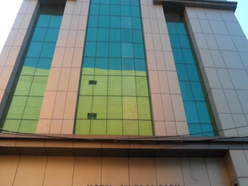 Capital O Hotel Central Park Near Birla Mandir Hyderabad Eksteriør bilde