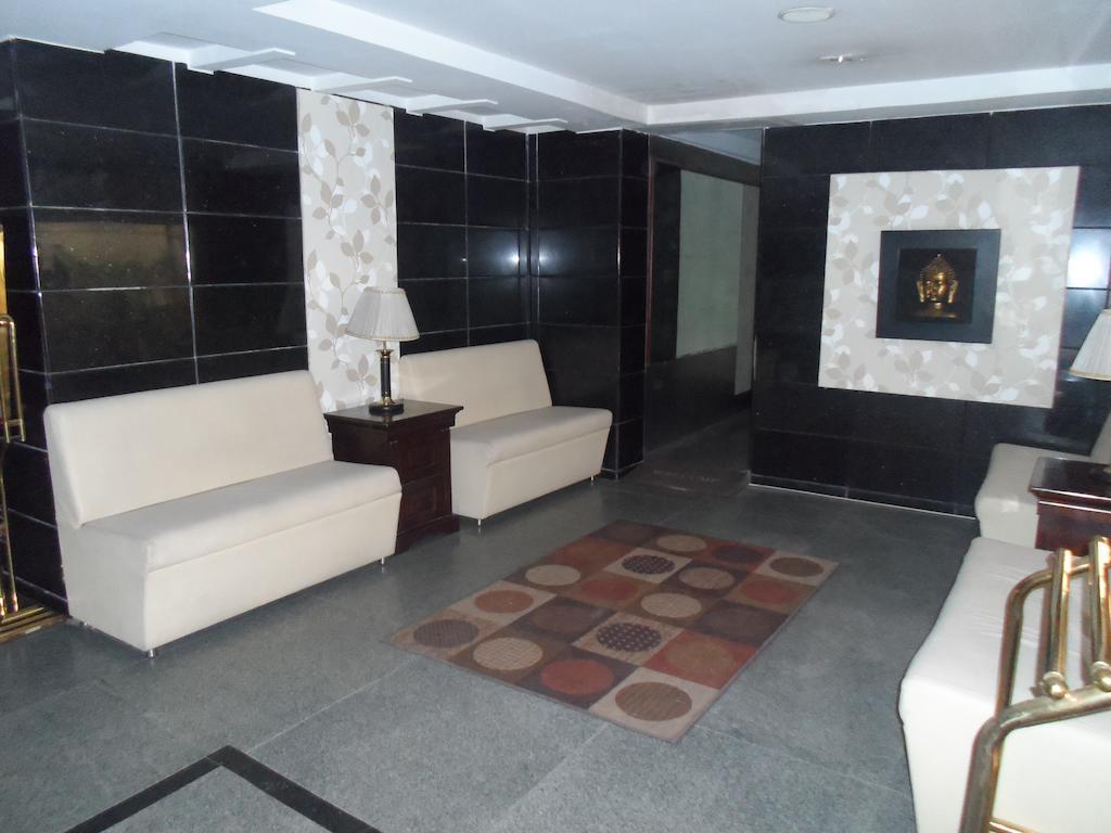 Capital O Hotel Central Park Near Birla Mandir Hyderabad Eksteriør bilde